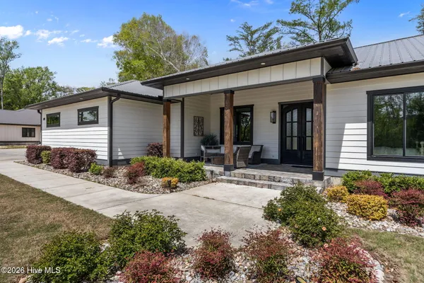 $1,100,000 | 2415 Water View Road, Greenville, NC 27858