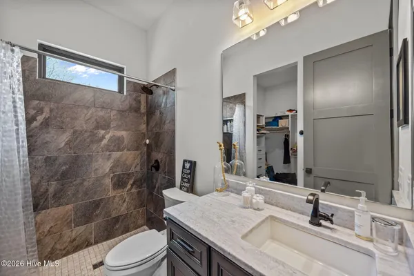 $1,100,000 | 2415 Water View Road, Greenville, NC 27858