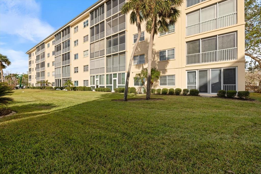 8625 Midnight Pass Road, Unit 304B Sarasota, FL 34242 - Photo 34 of 97 No flooding in the building