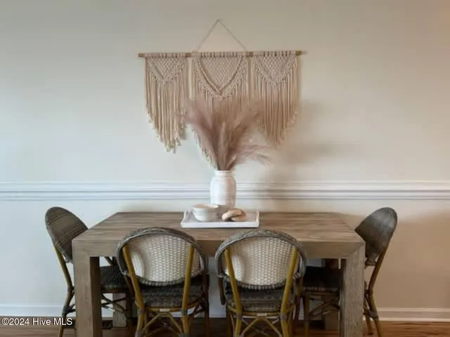 $1,800 | 1308 Carolina Beach Avenue North, Unit 2A, Carolina Beach, NC 28428