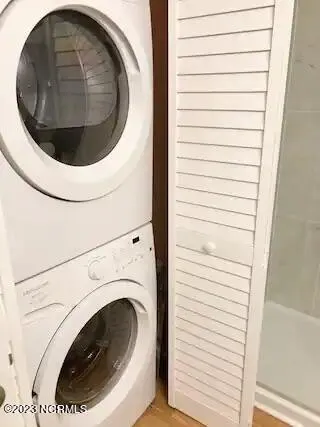 $1,800 | 1308 Carolina Beach Avenue North, Unit 2A, Carolina Beach, NC 28428