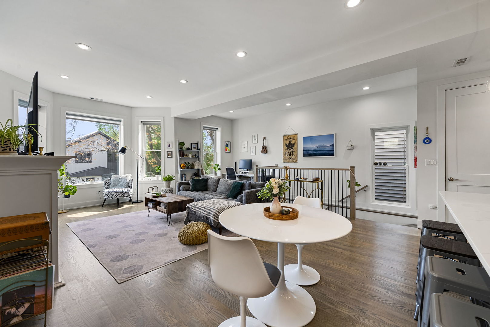 3432 West Belden Avenue, Unit 2 Chicago, IL 60647 - Photo 14 of 33