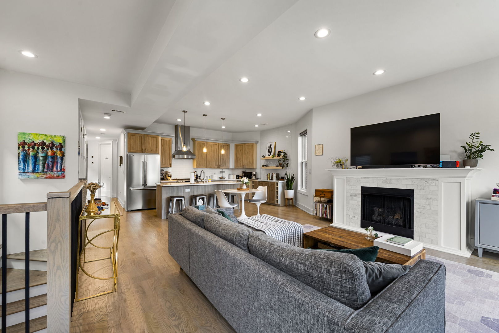 3432 West Belden Avenue, Unit 2 Chicago, IL 60647 - Photo 2 of 33