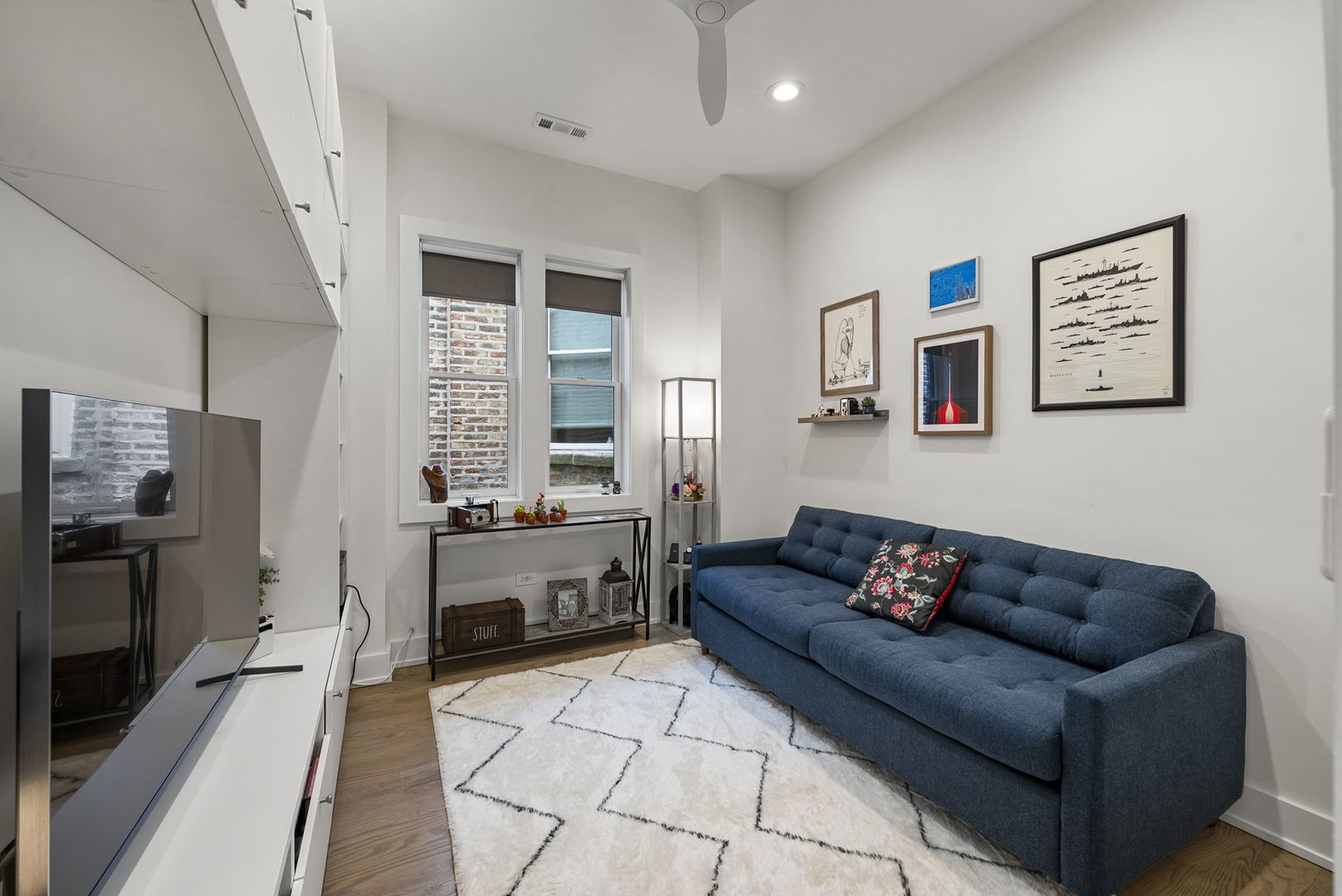 3432 West Belden Avenue, Unit 2 Chicago, IL 60647 - Photo 21 of 33