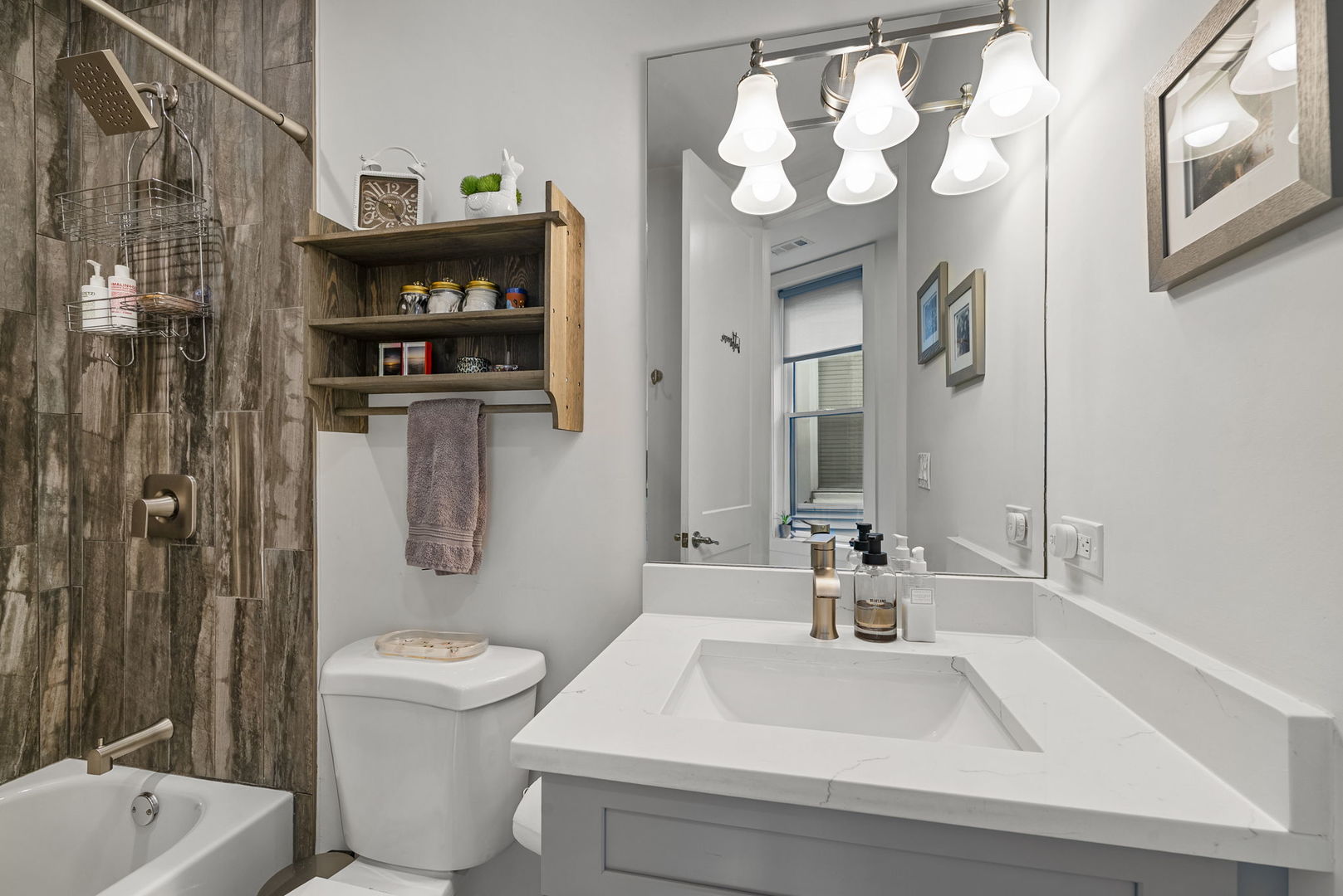 3432 West Belden Avenue, Unit 2 Chicago, IL 60647 - Photo 24 of 33