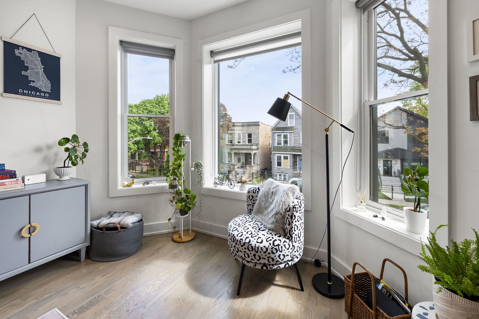 3432 West Belden Avenue, Unit 2 Chicago, IL 60647 - Photo 7 of 33