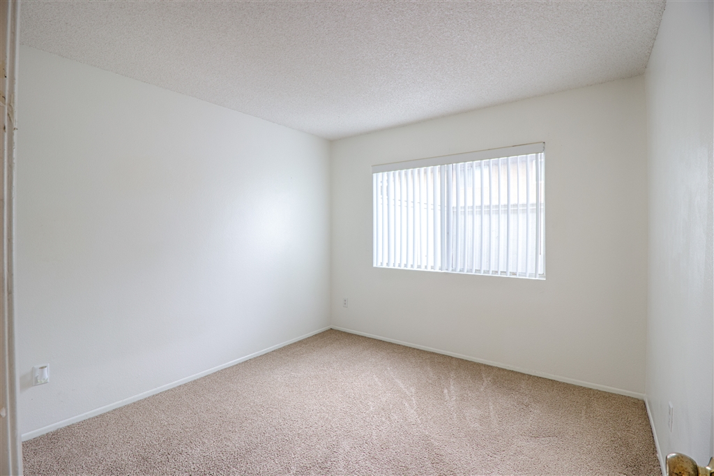 4212 Vista Del Rio Way, Unit 7 Oceanside, CA 92057 - Photo 11 of 25 Gallery Image 11