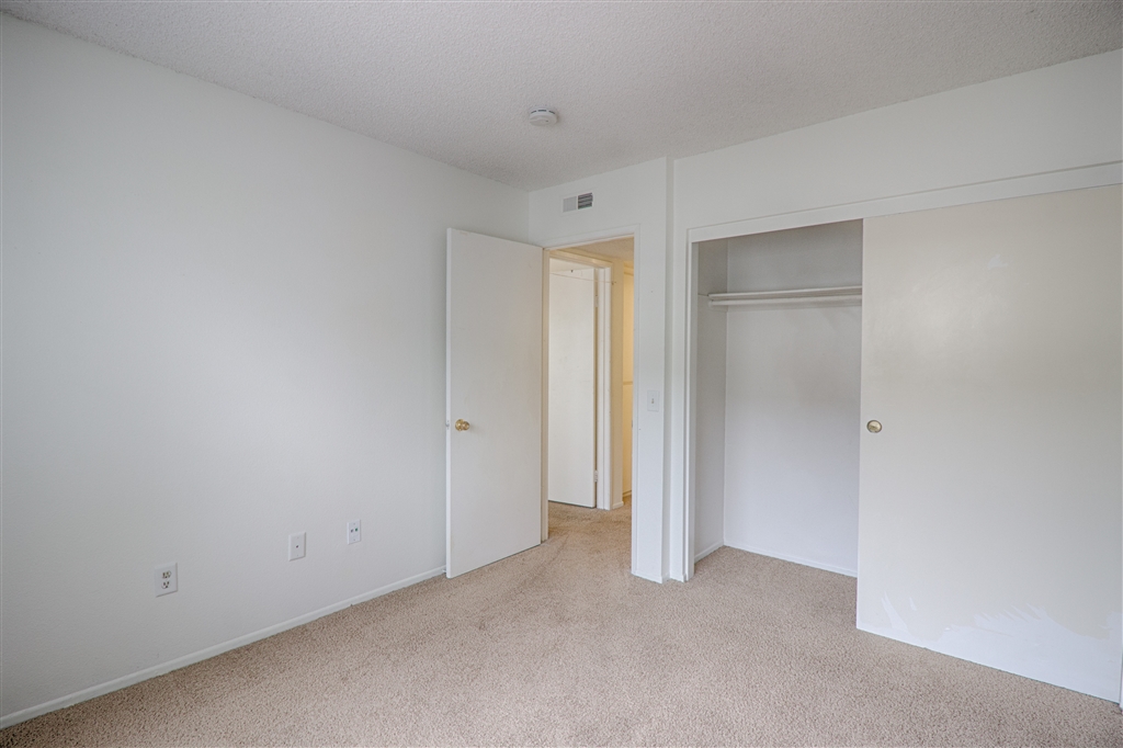 4212 Vista Del Rio Way, Unit 7 Oceanside, CA 92057 - Photo 12 of 25 Gallery Image 12