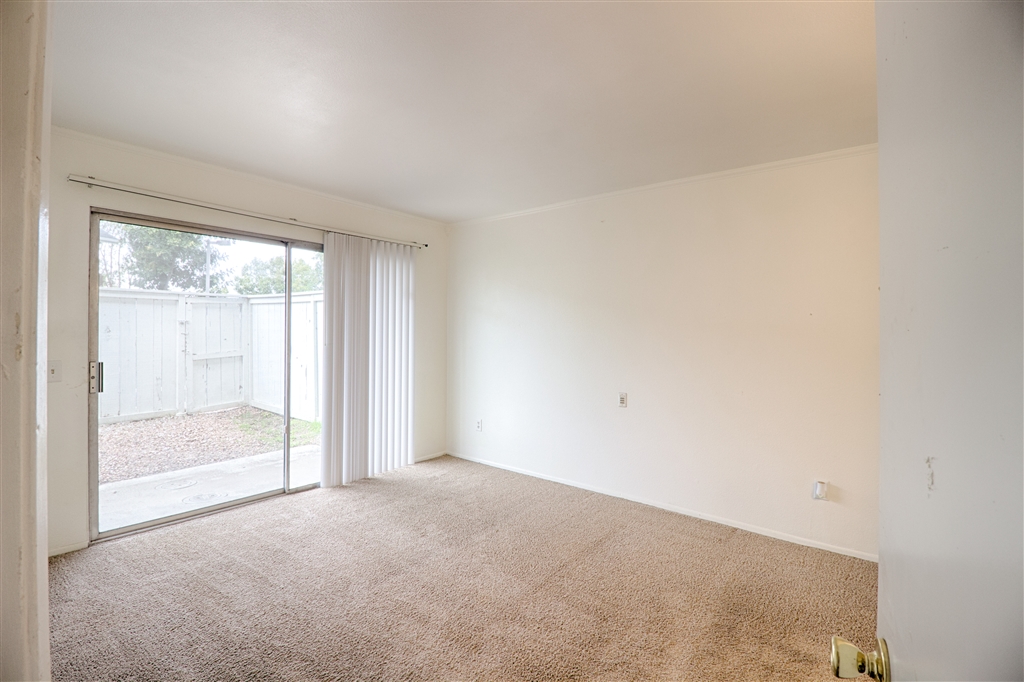 4212 Vista Del Rio Way, Unit 7 Oceanside, CA 92057 - Photo 7 of 25 Gallery Image 7