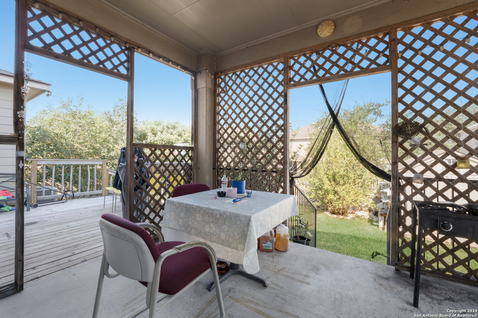 144 Springtree Bluff Cibolo, TX 78108 - Photo 31 of 37 a balcony view with a seating space