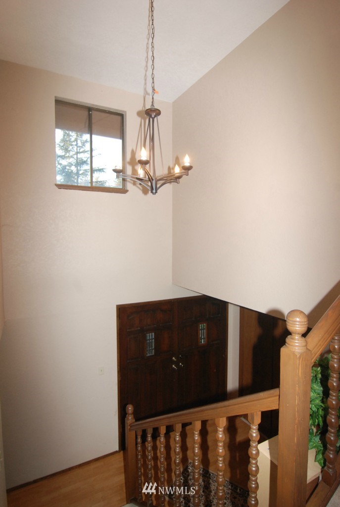 2714 211th Street Southeast Bothell, WA 98021 - Photo 12 of 14