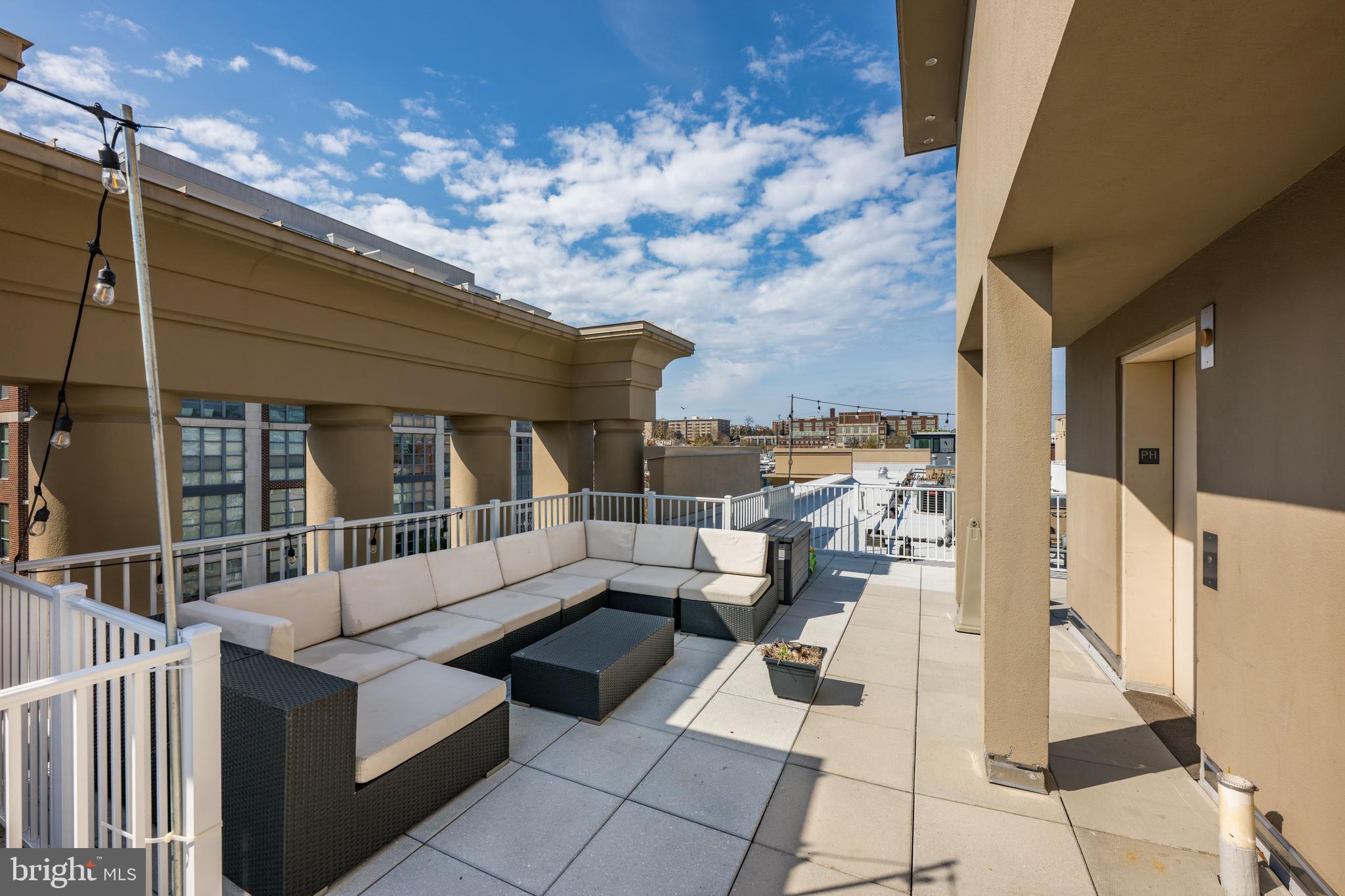 2001 12th Street Northwest, Unit 407 Washington, DC 20009 - Photo 23 of 31