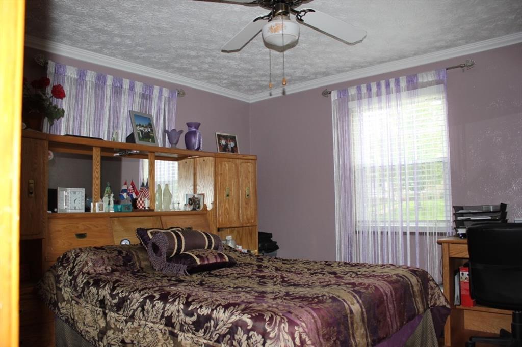 4889 East Willock Road Pittsburgh, PA 15227 - Photo 14 of 25 Gallery Image 14