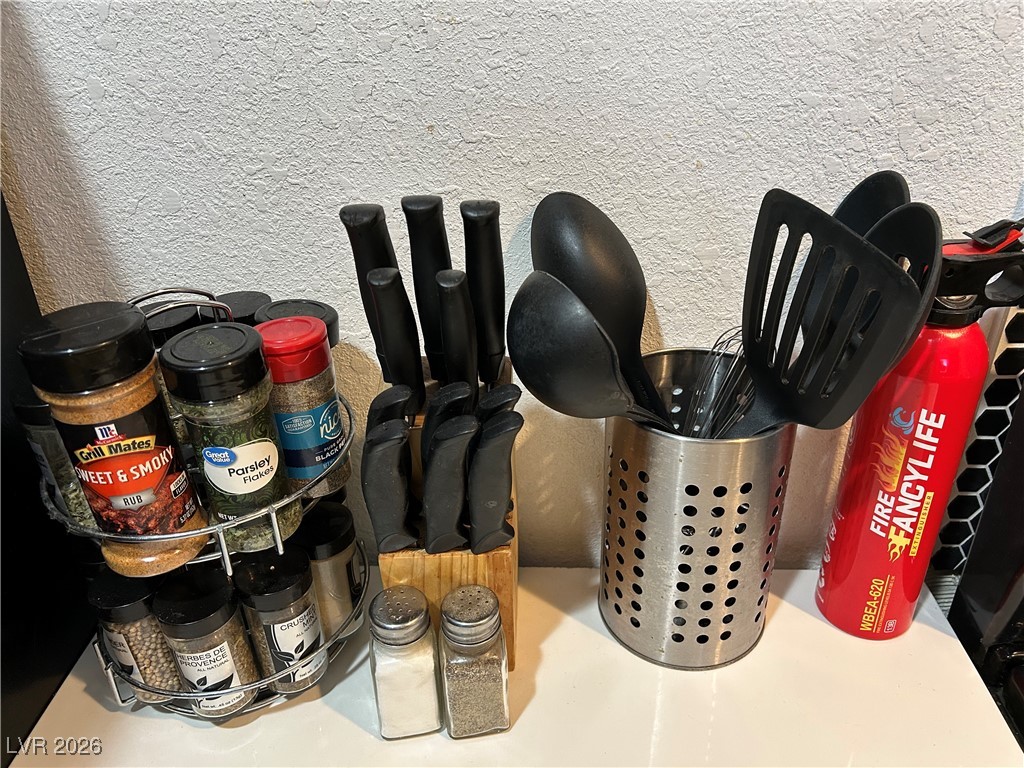 308 South 10th Street, Unit 1 Las Vegas, NV 89101 - Photo 6 of 21