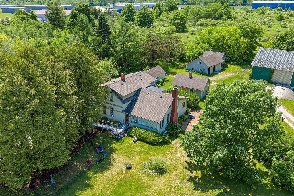 1317 Shiloh Road Sturgeon Bay, WI 54235 - Photo 14 of 27