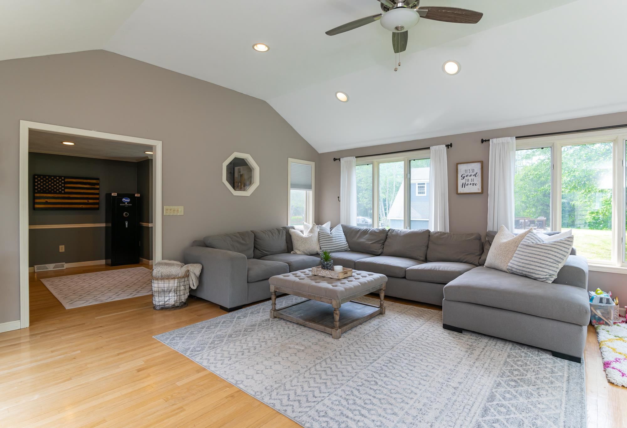 37 Woodward Road Merrimack, NH 03054 - Photo 12 of 40