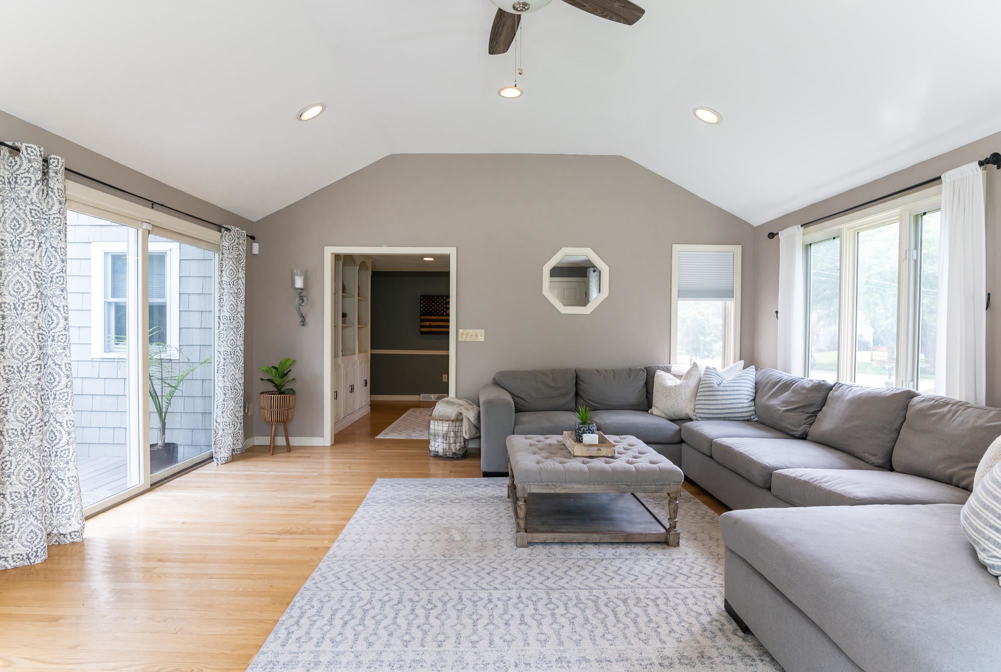37 Woodward Road Merrimack, NH 03054 - Photo 13 of 40