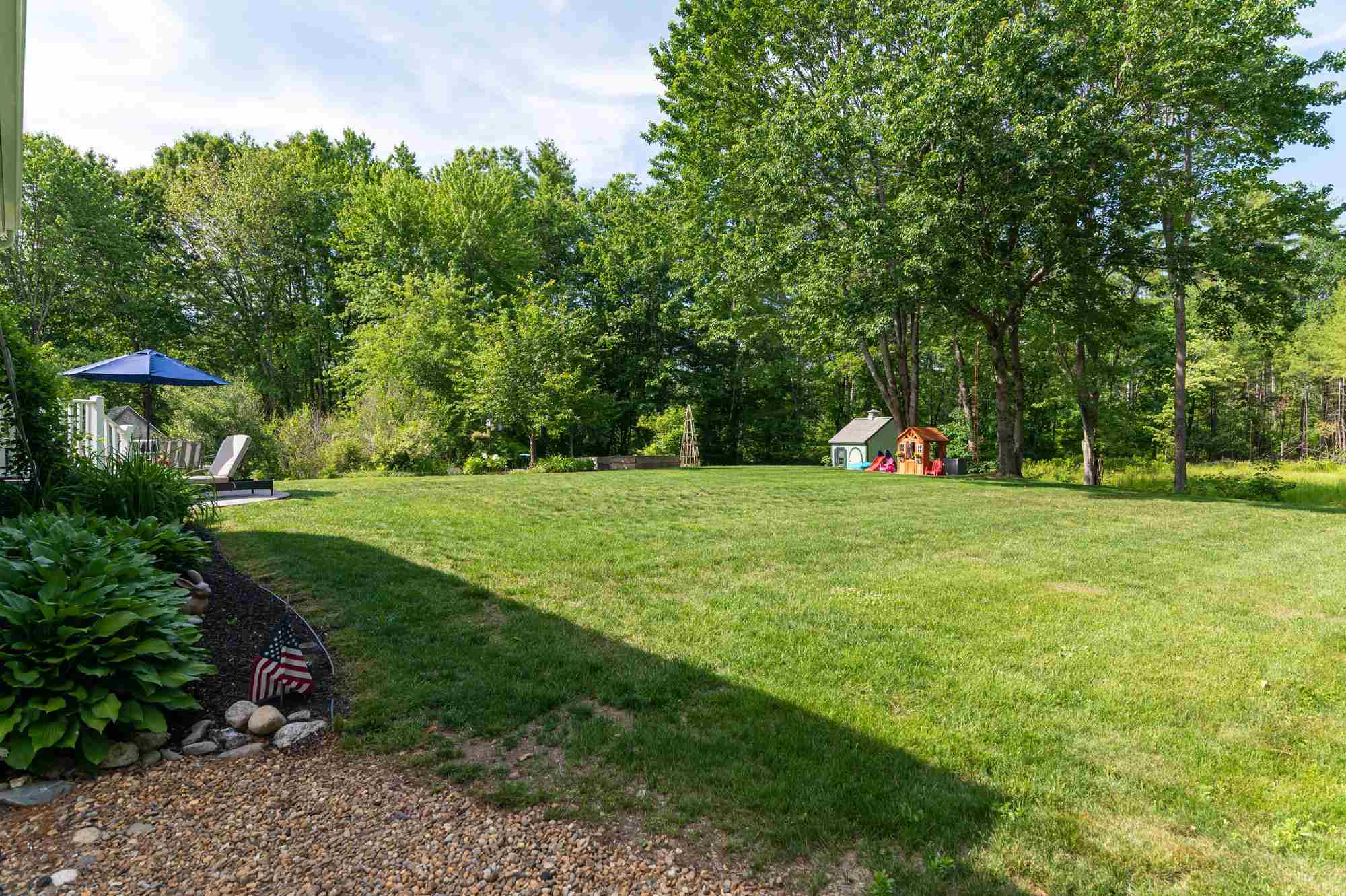 37 Woodward Road Merrimack, NH 03054 - Photo 35 of 40