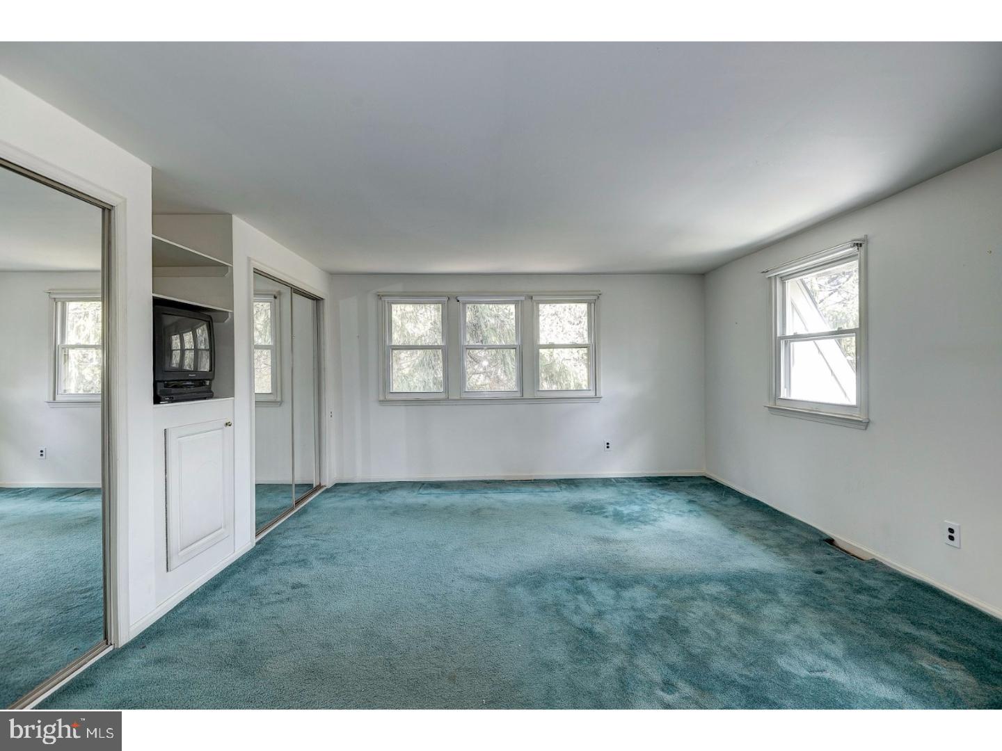 231 Fellowship Road Moorestown, NJ 08057 - Photo 11 of 16