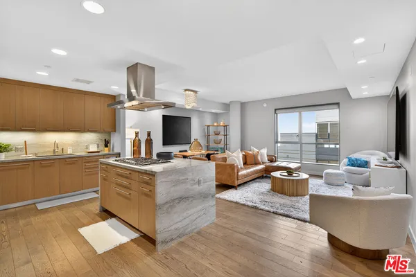 $12,500 | 1755 Ocean Avenue, Unit 702, Santa Monica, CA 90401