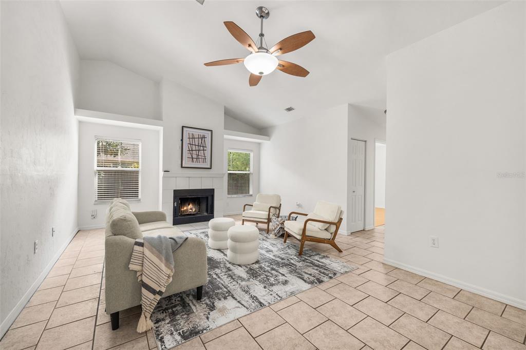 6220 Southwest 81 Street Gainesville, FL 32608 - Photo 5 of 39