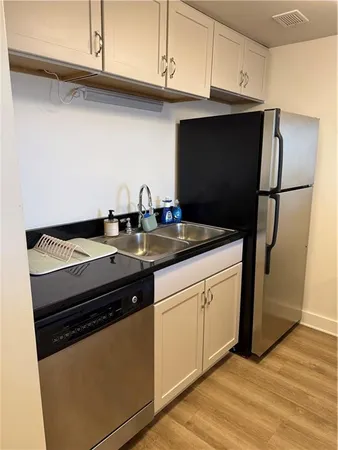 $1,950 | 600 East 8th Street, Unit TSG, Kansas City, MO 64106