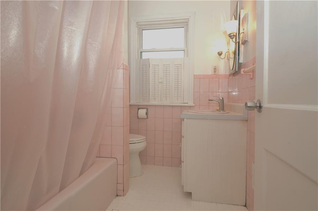 1695 Brodhead Road Coraopolis, PA 15108 - Photo 19 of 25 Gallery Image 19