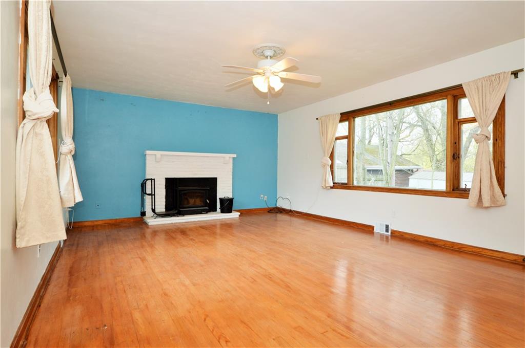 1695 Brodhead Road Coraopolis, PA 15108 - Photo 6 of 25 Gallery Image 6