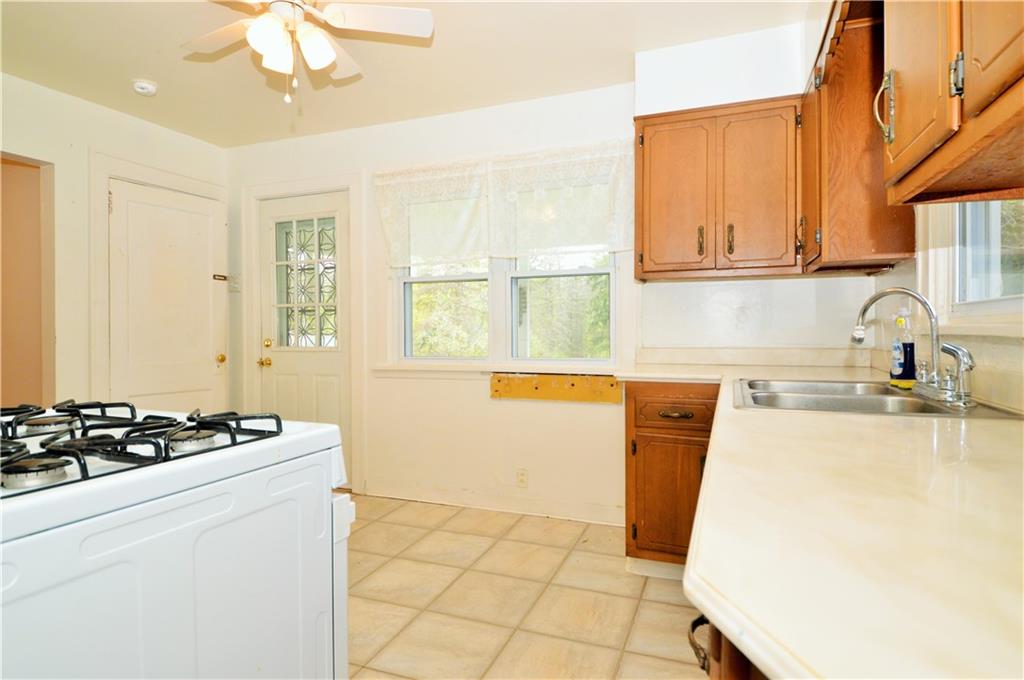1695 Brodhead Road Coraopolis, PA 15108 - Photo 10 of 25 Gallery Image 10