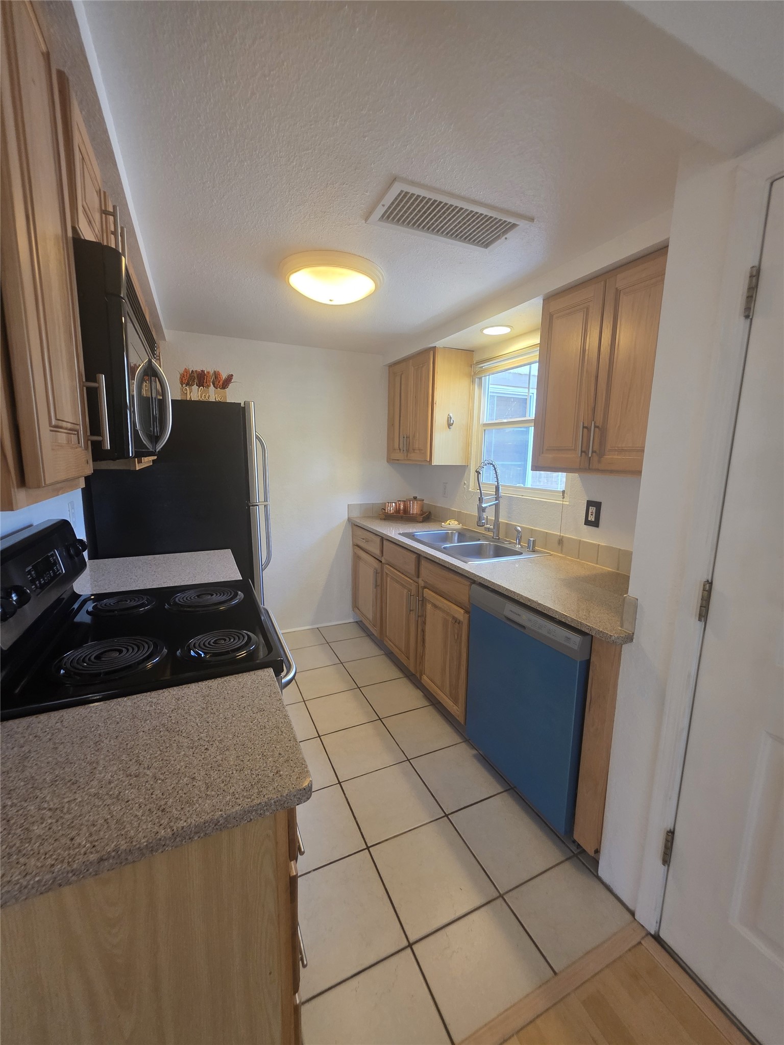2210 Miguel Chavez Road, Unit 312 Santa Fe, NM 87505 - Photo 11 of 24