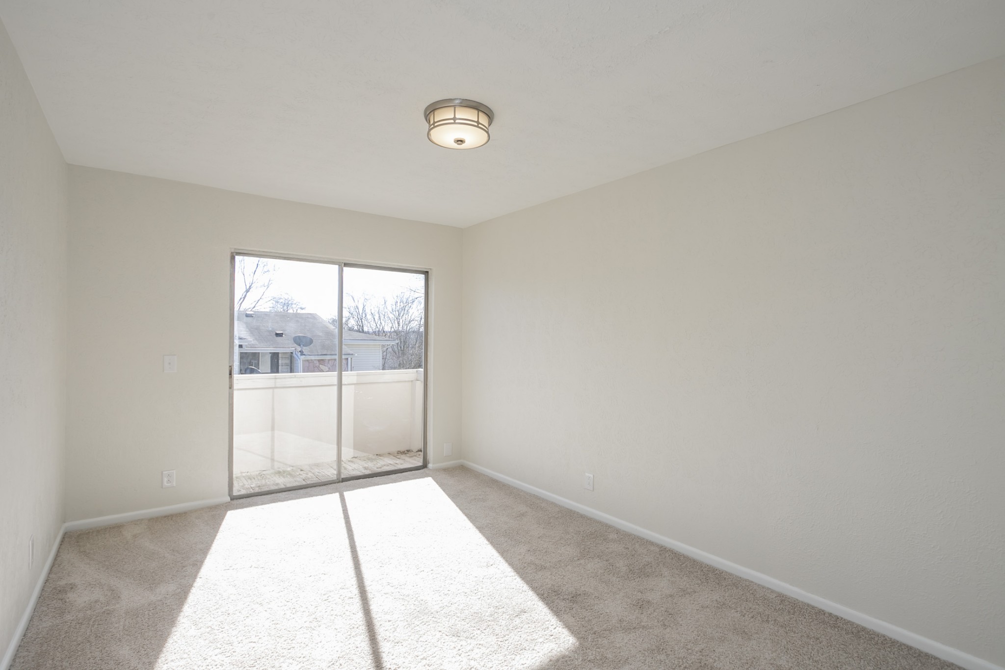 810 Bellevue Road, Unit 214 Nashville, TN 37221 - Photo 17 of 27 a view of an empty room and window