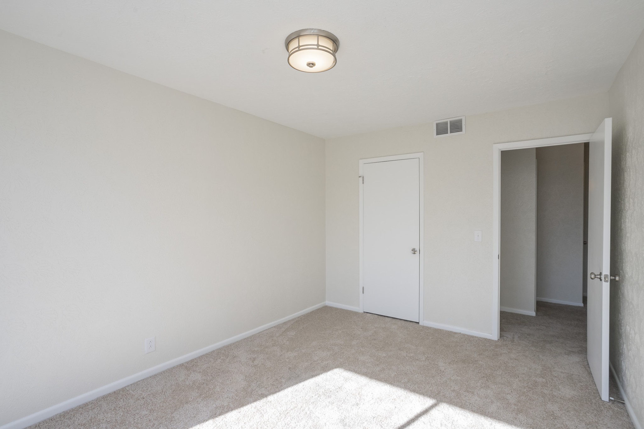 810 Bellevue Road, Unit 214 Nashville, TN 37221 - Photo 18 of 27 a view of an empty room