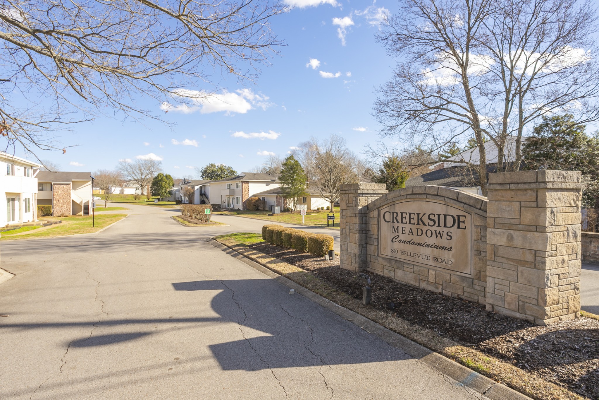 810 Bellevue Road, Unit 214 Nashville, TN 37221 - Photo 24 of 27 a view of a street with benches