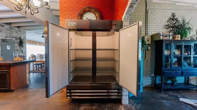 a view of entryway and hall