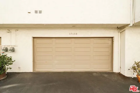 $1,199,000 | 17158 Palisades Circle, Pacific Palisades, CA 90272
