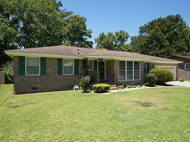 8374 Delhi Road North Charleston, SC 29406 - Photo 2 of 36 d2