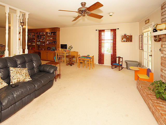 8374 Delhi Road North Charleston, SC 29406 - Photo 12 of 36 d9