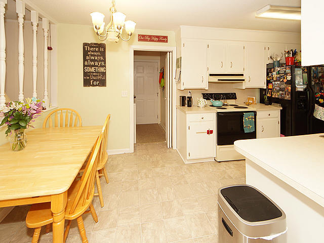 8374 Delhi Road North Charleston, SC 29406 - Photo 18 of 36 d15