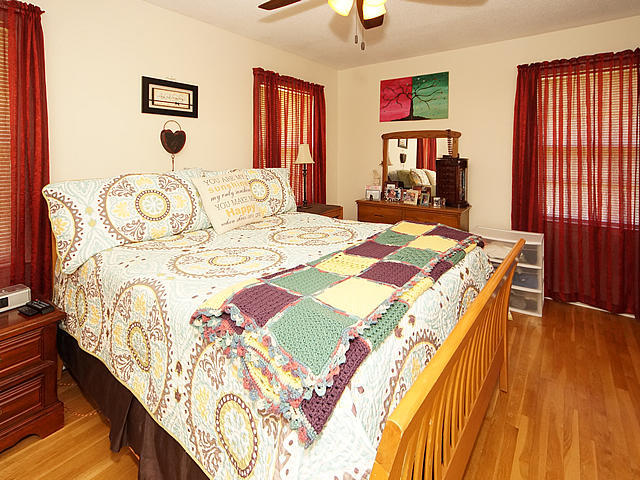 8374 Delhi Road North Charleston, SC 29406 - Photo 24 of 36 d21