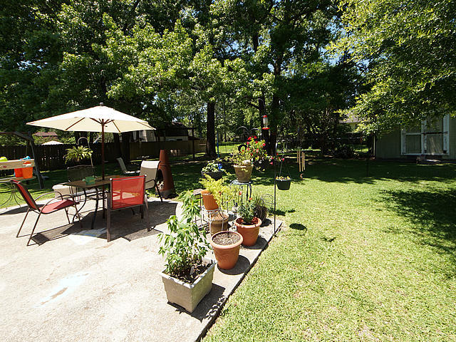 8374 Delhi Road North Charleston, SC 29406 - Photo 6 of 36 d29