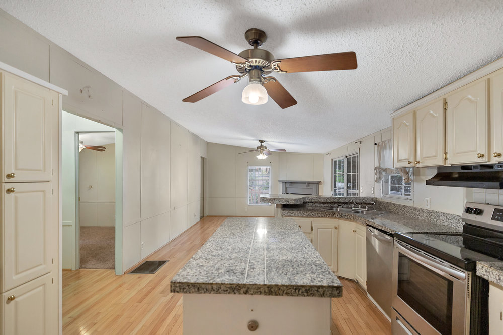 604 Dusty Trail Drive Seneca, SC 29678 - Photo 11 of 43