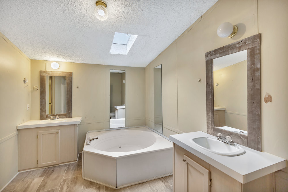 604 Dusty Trail Drive Seneca, SC 29678 - Photo 28 of 43