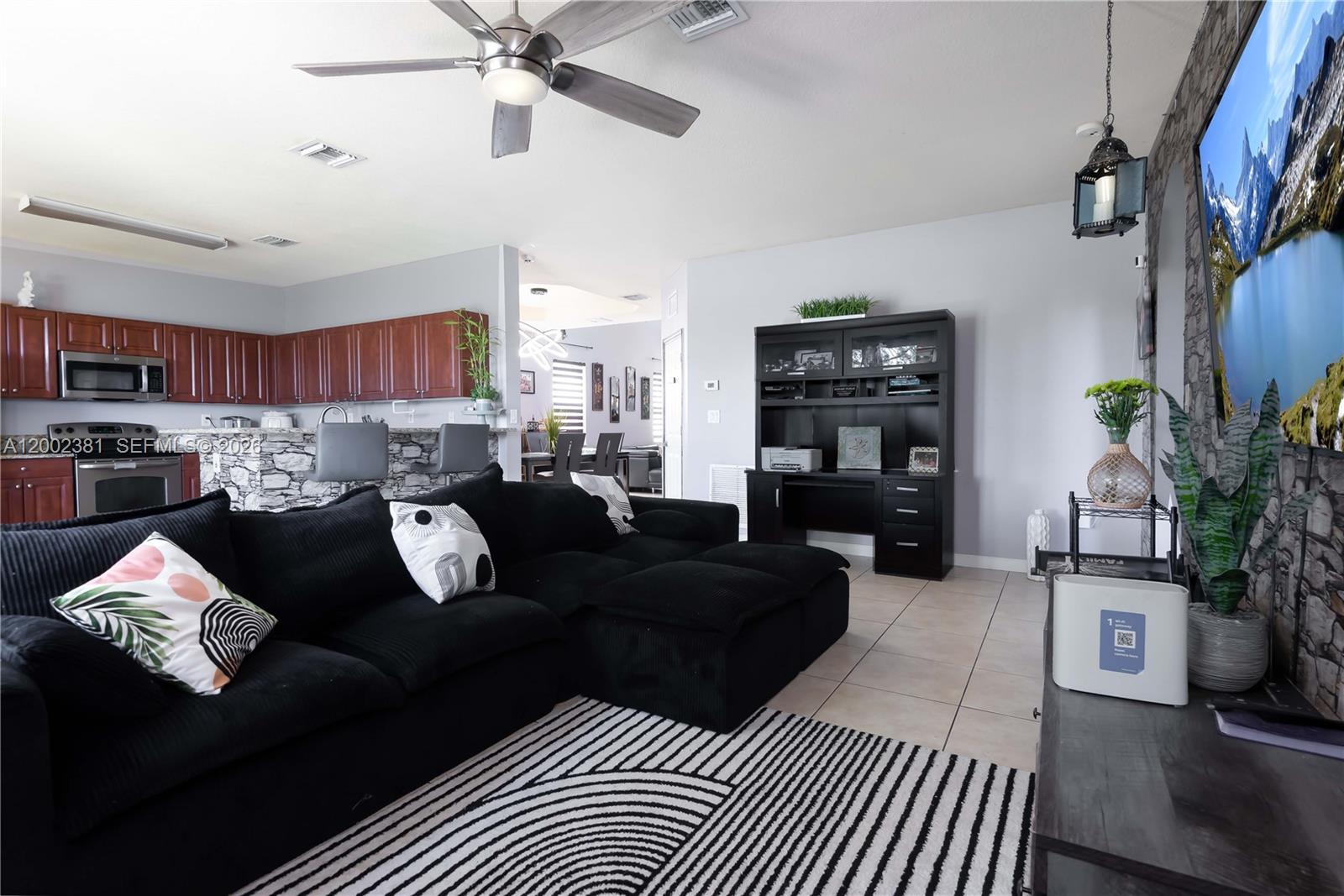 685 Southeast 37th Place Homestead, FL 33033 - Photo 12 of 65