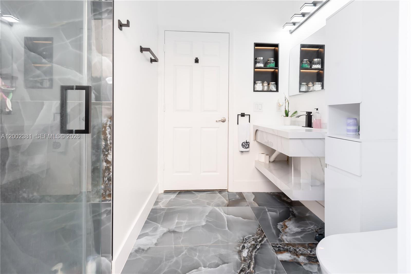 685 Southeast 37th Place Homestead, FL 33033 - Photo 14 of 65