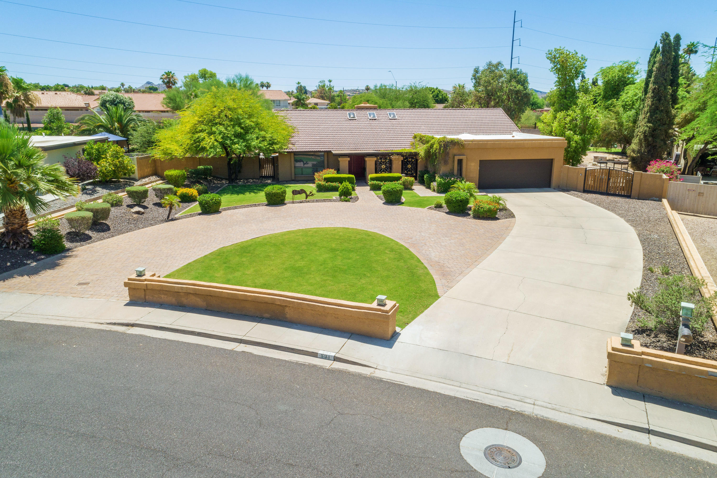 501 East Deepdale Road Phoenix, AZ 85022 - Photo 1 of 44 501 E Deepdale Road Phoenix AZ-MLS_Size-