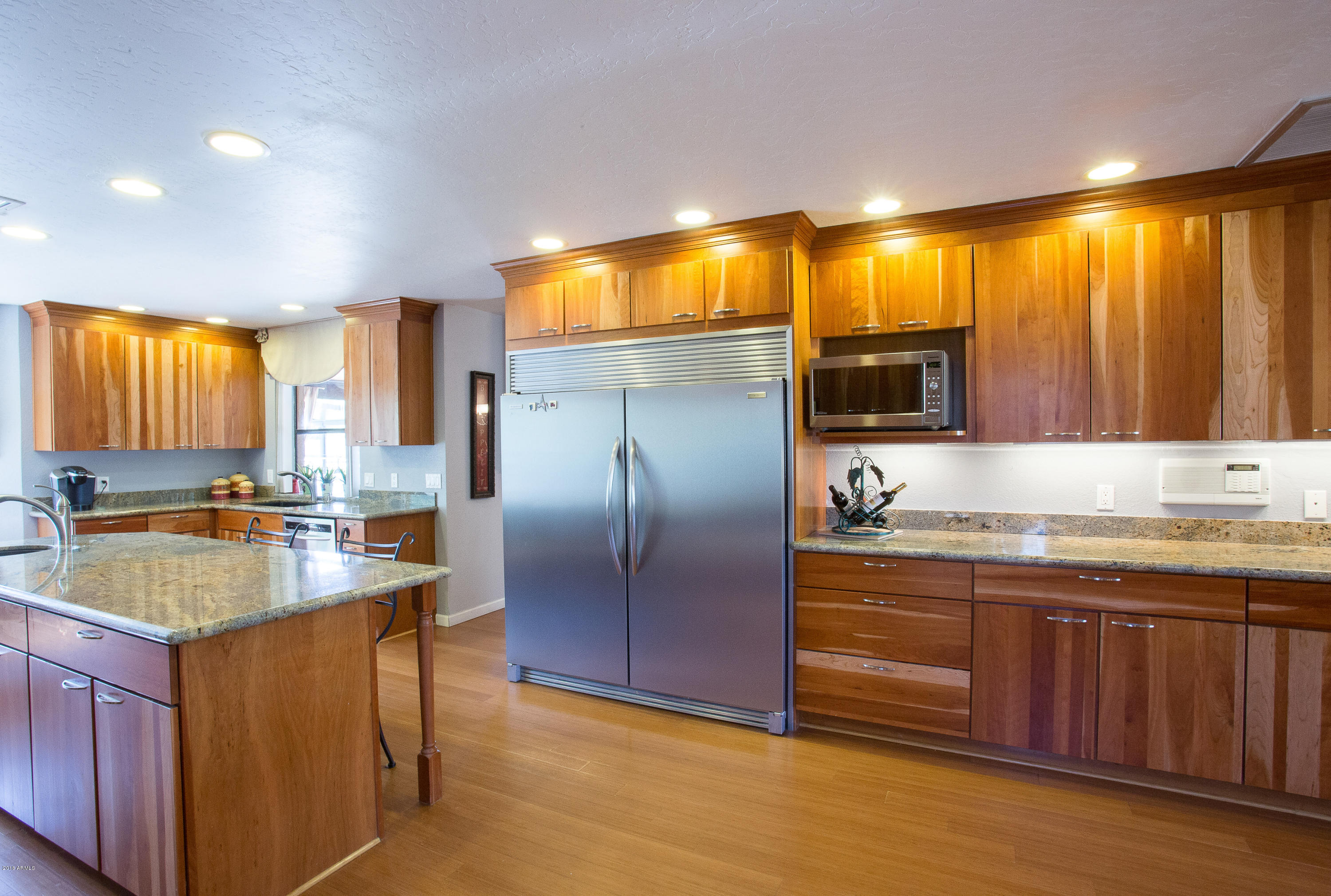 501 East Deepdale Road Phoenix, AZ 85022 - Photo 12 of 44 501 E Deepdale -10