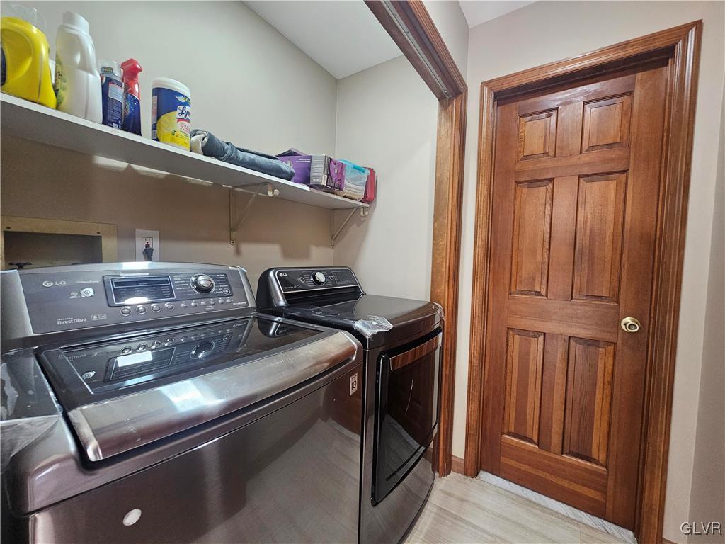 227 Ridgewood Road Easton, PA 18045 - Photo 24 of 49 a close view of stove