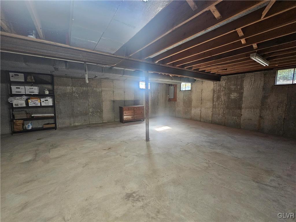227 Ridgewood Road Easton, PA 18045 - Photo 40 of 49 a view of an empty room