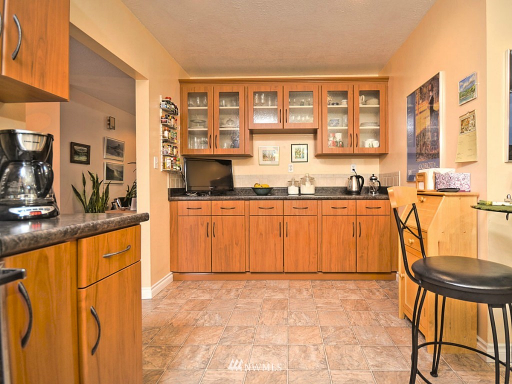 300 Caspers Street Edmonds, WA 98020 - Photo 15 of 24 Gallery Image 15