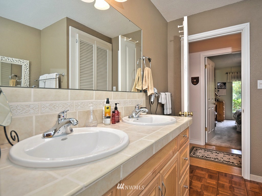 300 Caspers Street Edmonds, WA 98020 - Photo 18 of 24 Gallery Image 18